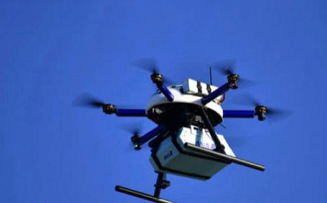 日本市場(chǎng)首次嘗試無(wú)人機(jī)夜間送貨服務(wù)(圖1)